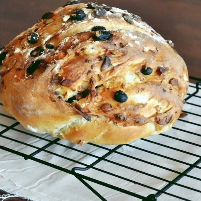 

Artisan Muesli/Granola Bread (Super Food) 650 gr or 950 gram