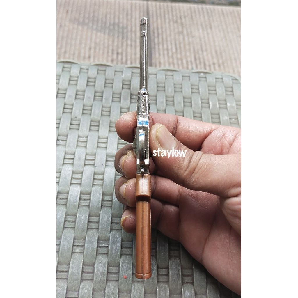 Miniatur dompis/doblis senapan made in Hongkong