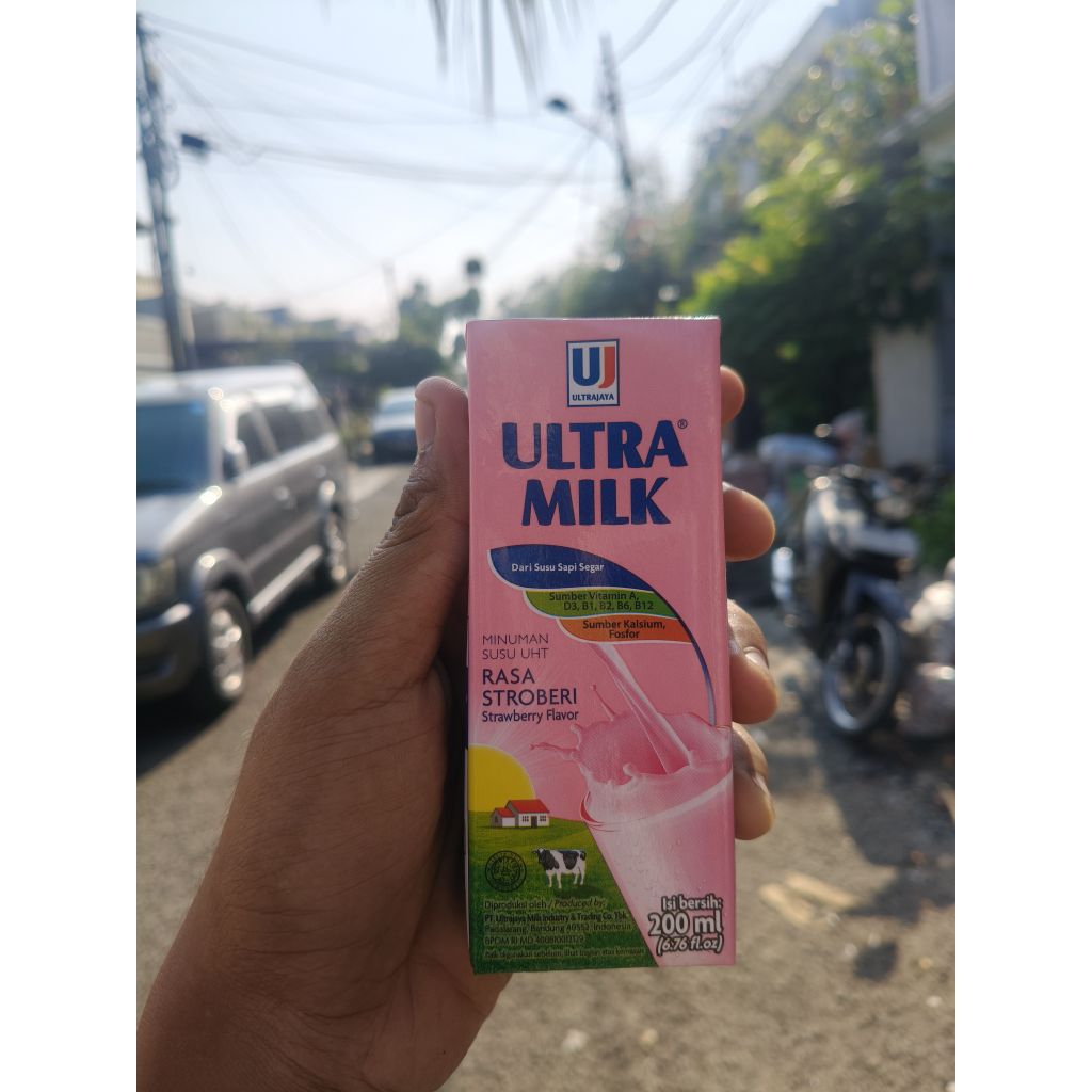 

Susu ultra ukuran 200ml isi 24 Pcs