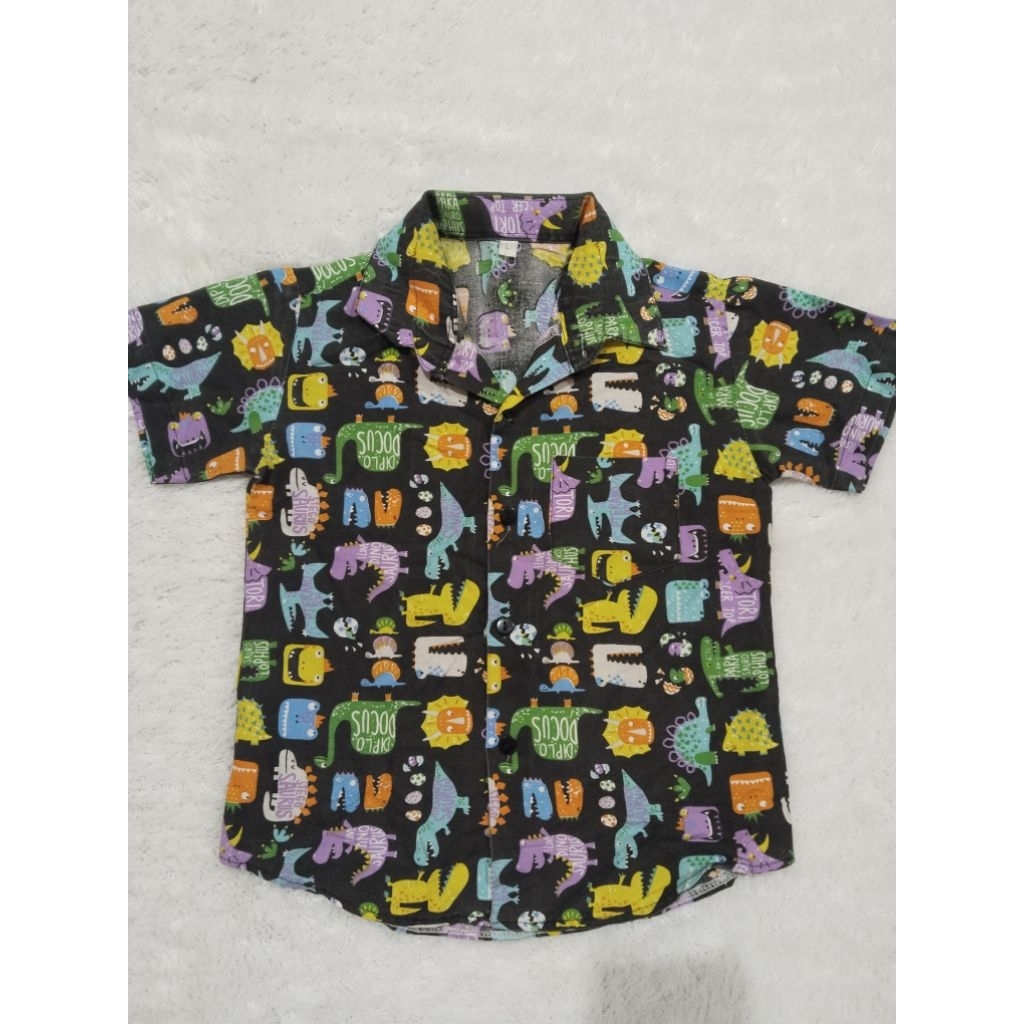 PRELOVED Kemeja Dino