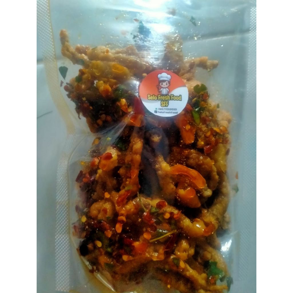 

kripik usus pedas daun jeruk