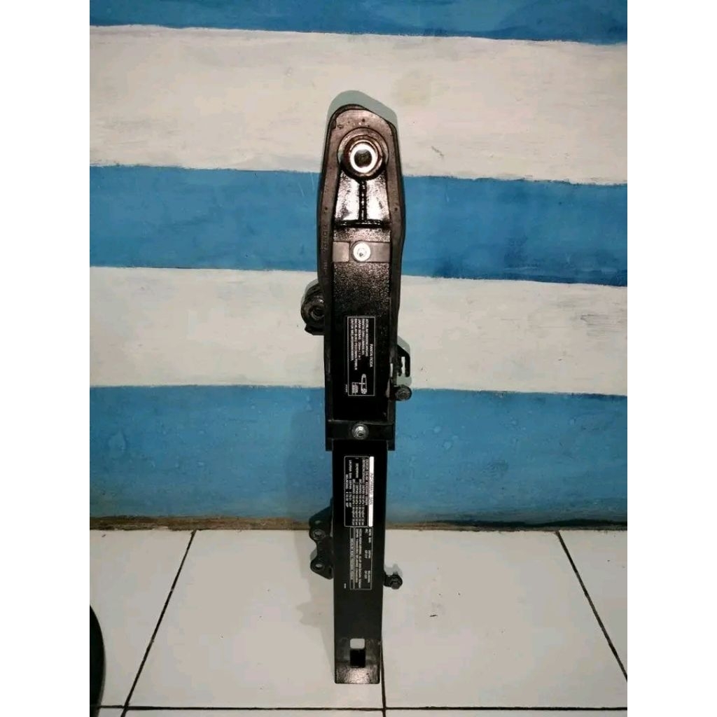Swing ARM CRF ORIGINAL CRF 150L