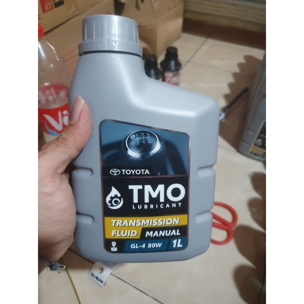 Oli Transmisi Manual Transmission Fluid Manual Toyota TMO GL-4 1L Original