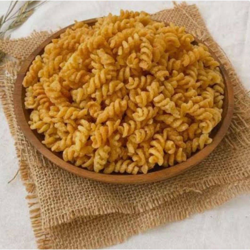 

kripik makaroni spiral