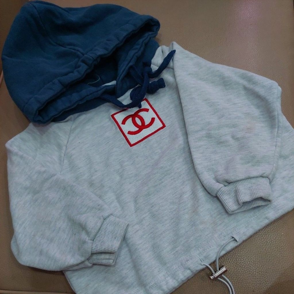 JAKET CROP TOP SWEATER QUEEN ATASAN CN SWEATER ANAK PL