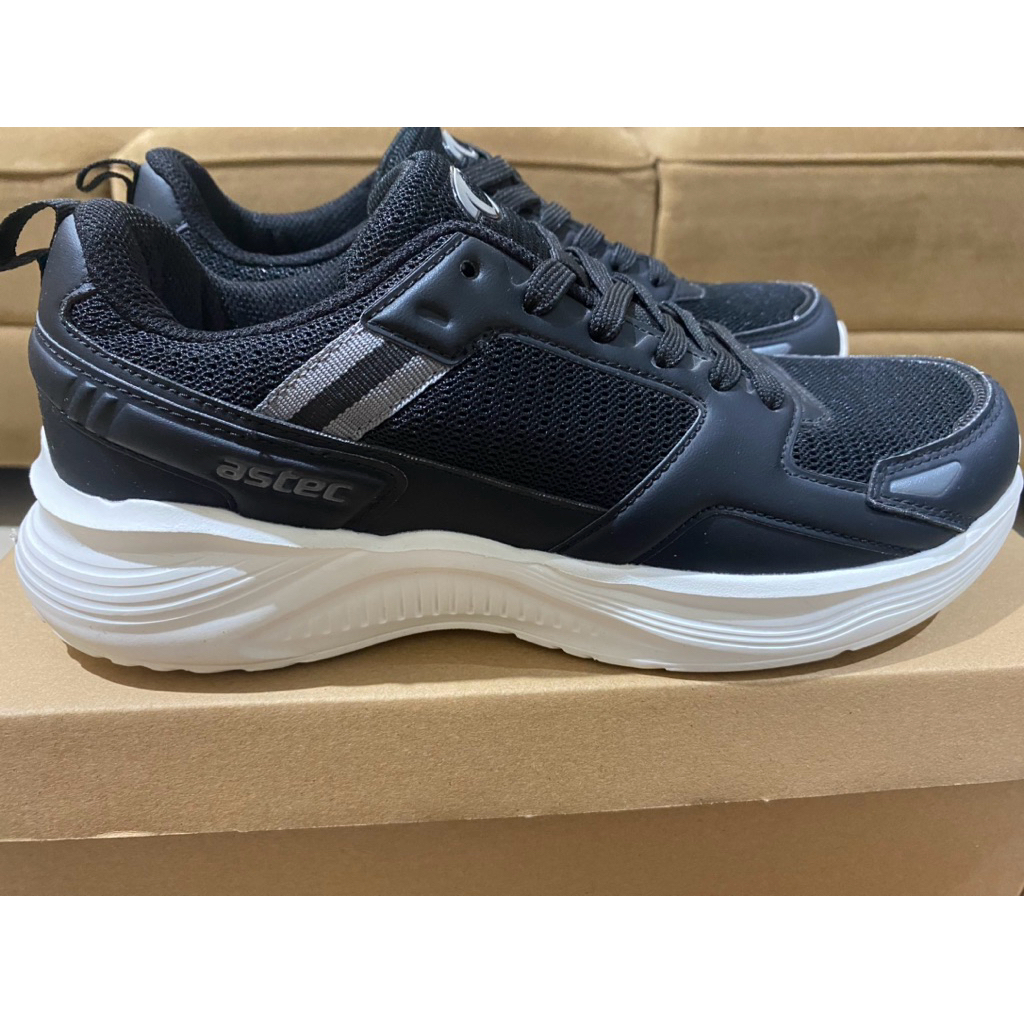 Sepatu Lari Pria Astec Kuku Running Shoes - Black Original