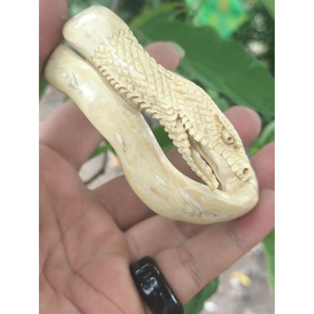 GELANG AKAR BAHAR UKIR ULAR PUTIH
