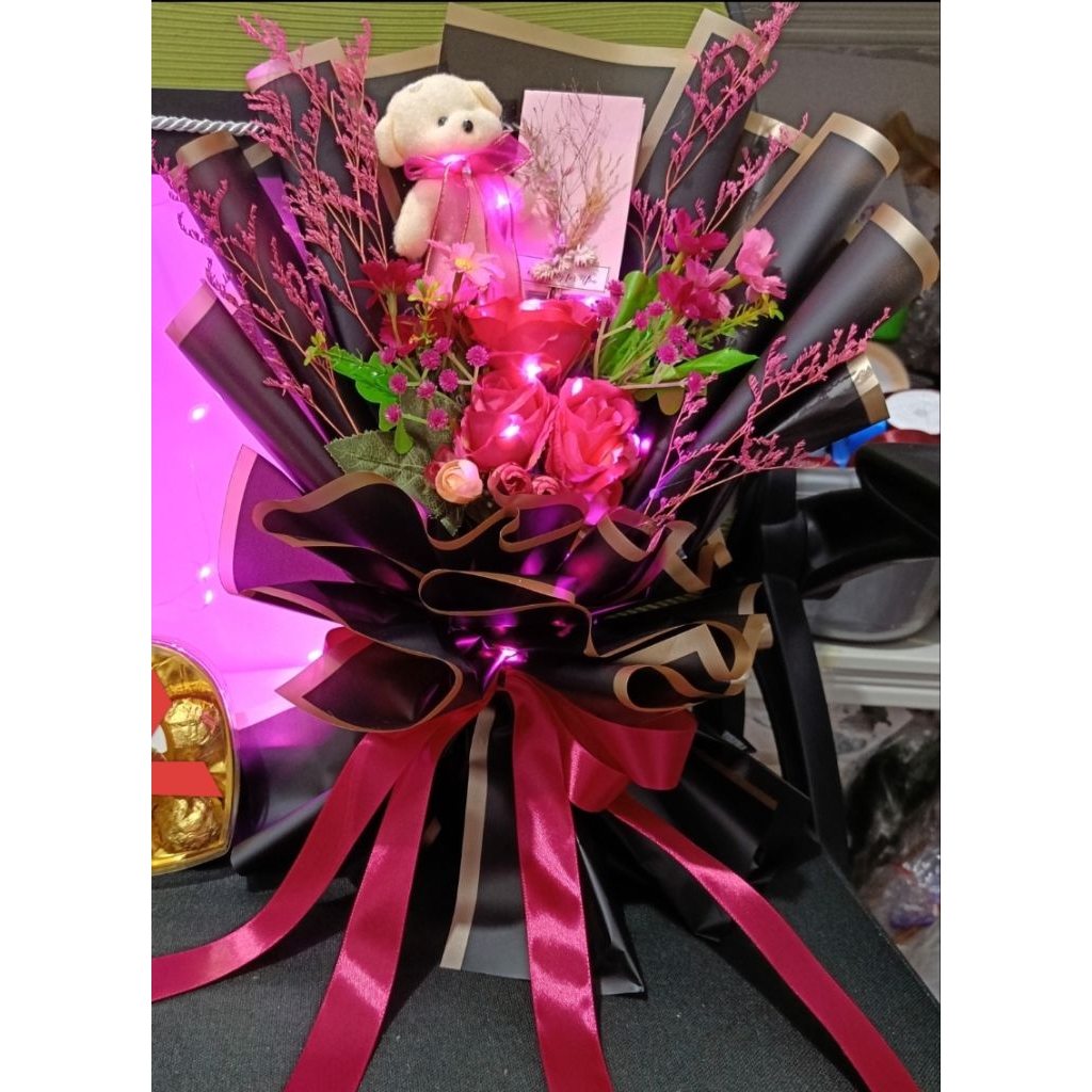 

BUKET VALENTINE / BUKET ULTAH / BUKET ANNIVERSARY / BUKET BUNGA / COKLAT LOVE / BUKET BONEKA / BUKET WISUDA / BUKET GURU / BUKET PERPISAHAN / GIFT / KADO / HAMPERS