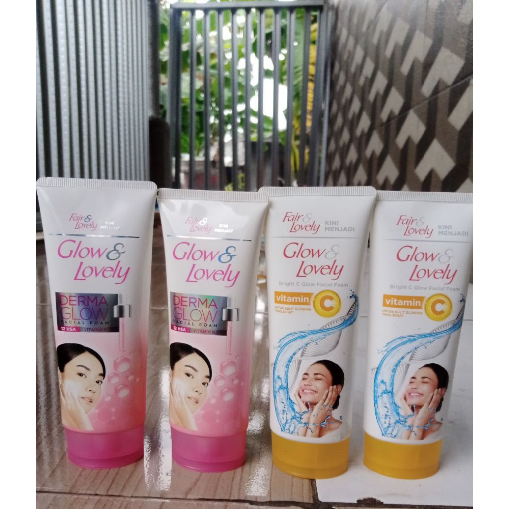 Glow & lovely facial foam 100g