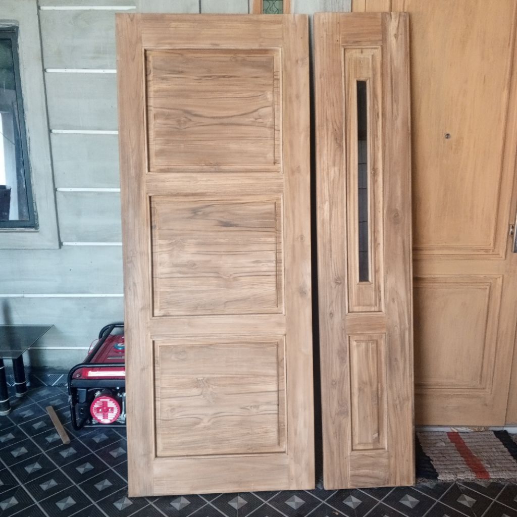 pintu kupu tarung dan kusen