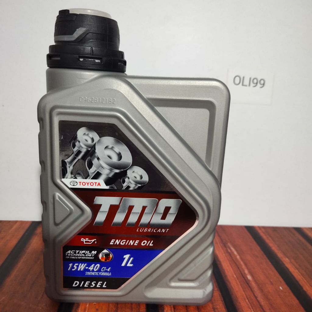 TOYOTA TMO LUBRICANT 1L PELUMAS OLI MESIN DIESEL
