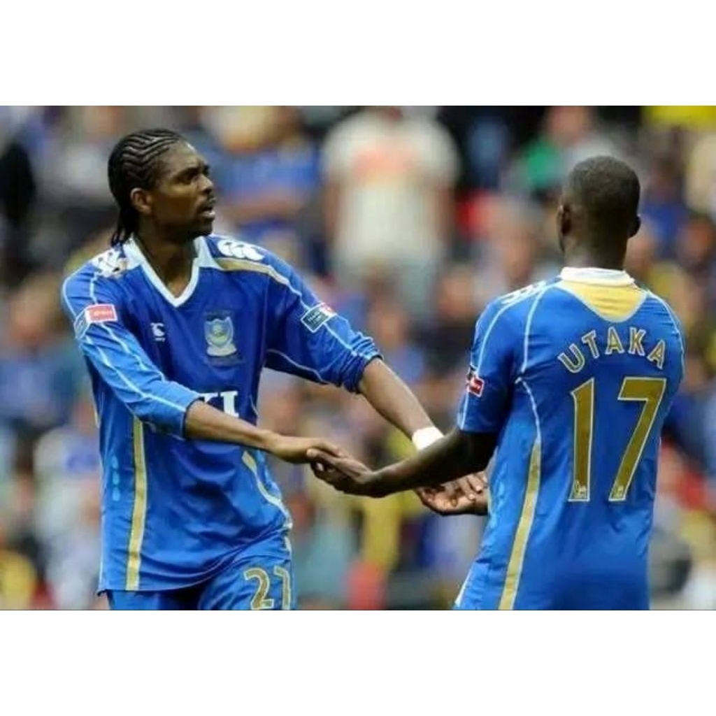 Jersey Portsmouth Home 2007/2008, BNWT, signed