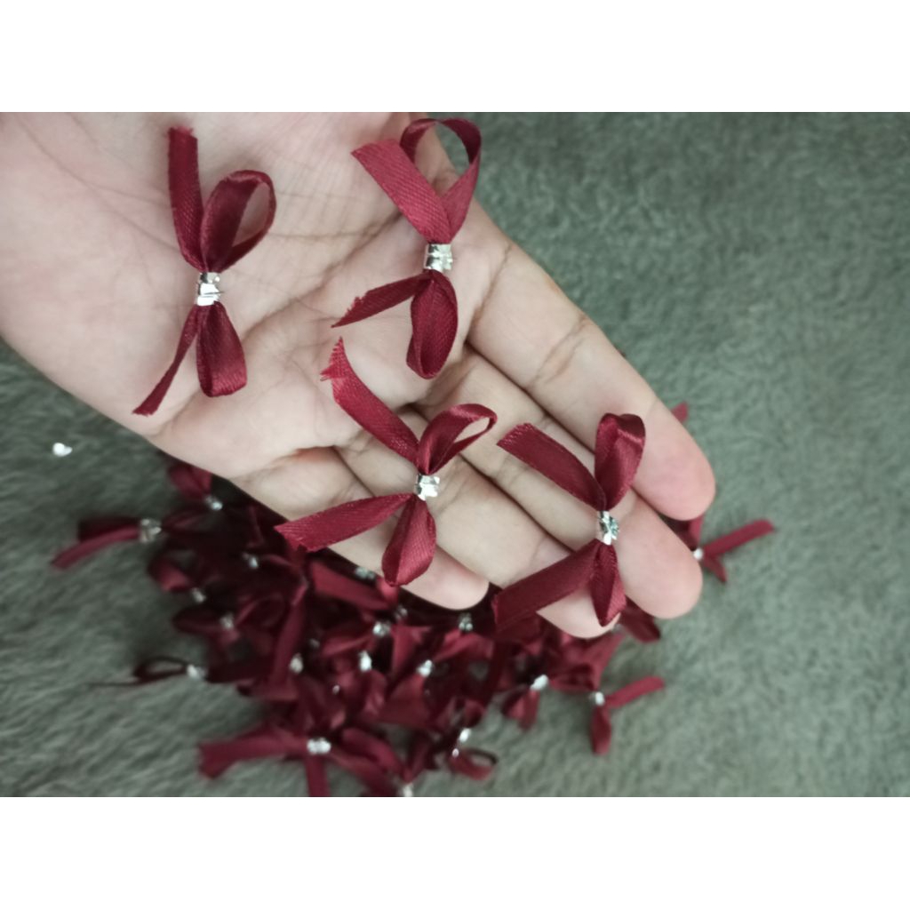 

PITA SOUVENIR MINI GIFT HAMPERS KADO BINGKISAN SIAP PAKAI PITA TEMPEL