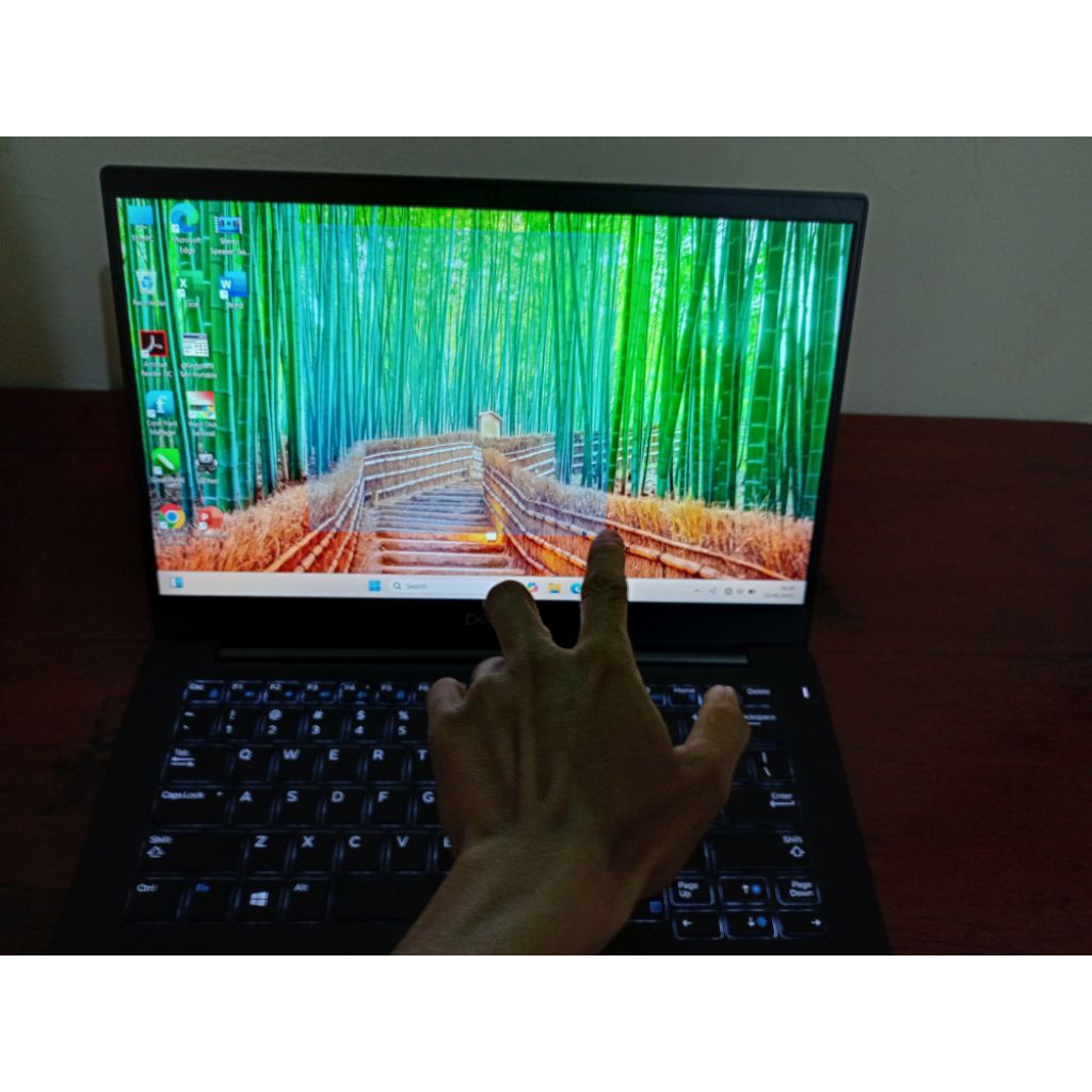 DELL LATITUDE 7390 Intel core i7 Gen 8 16/256 GBEx inter