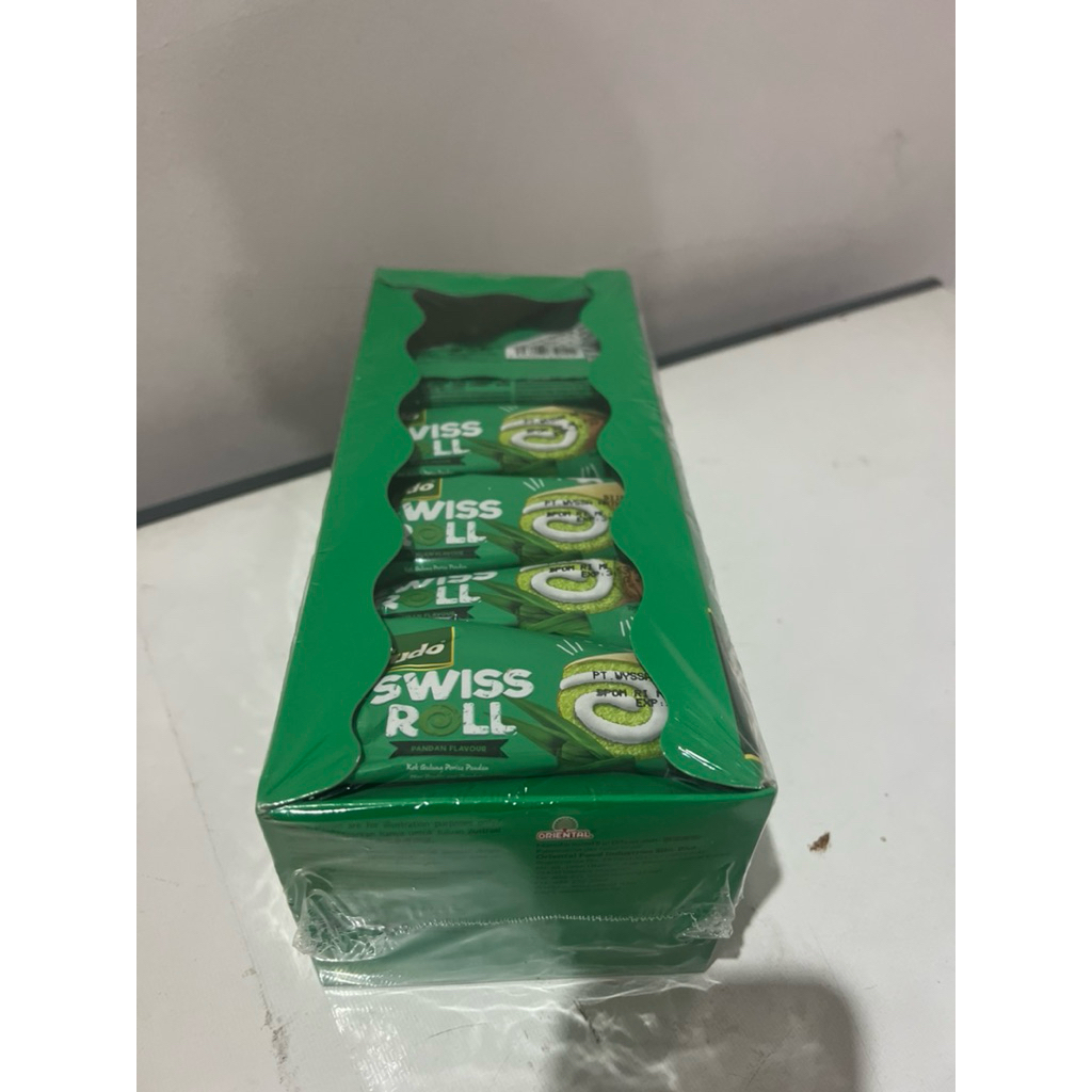 

swiss roll pandan isi 24pcs