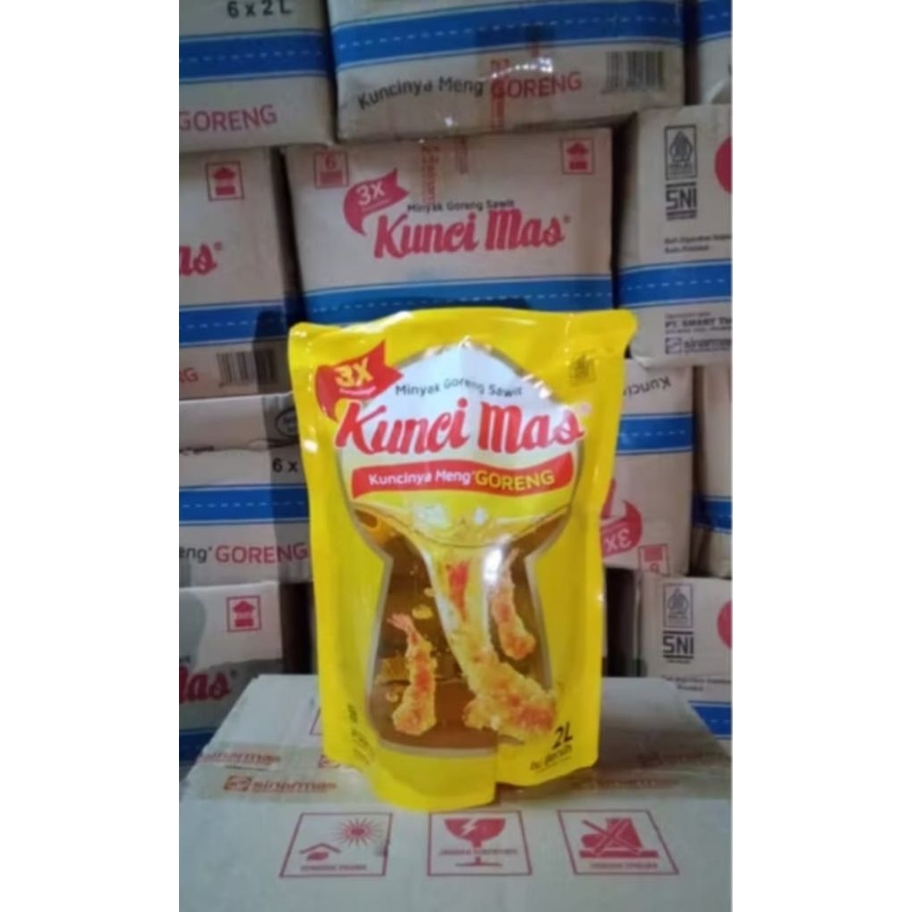 

Minyak goreng Kunci Mas refill 2L
