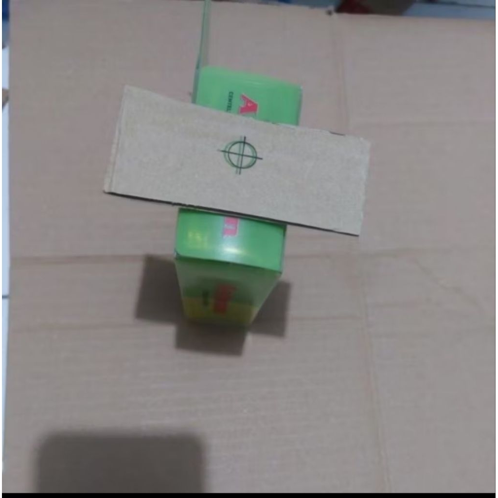 

SOFENIR kotak mika isi 12 saset