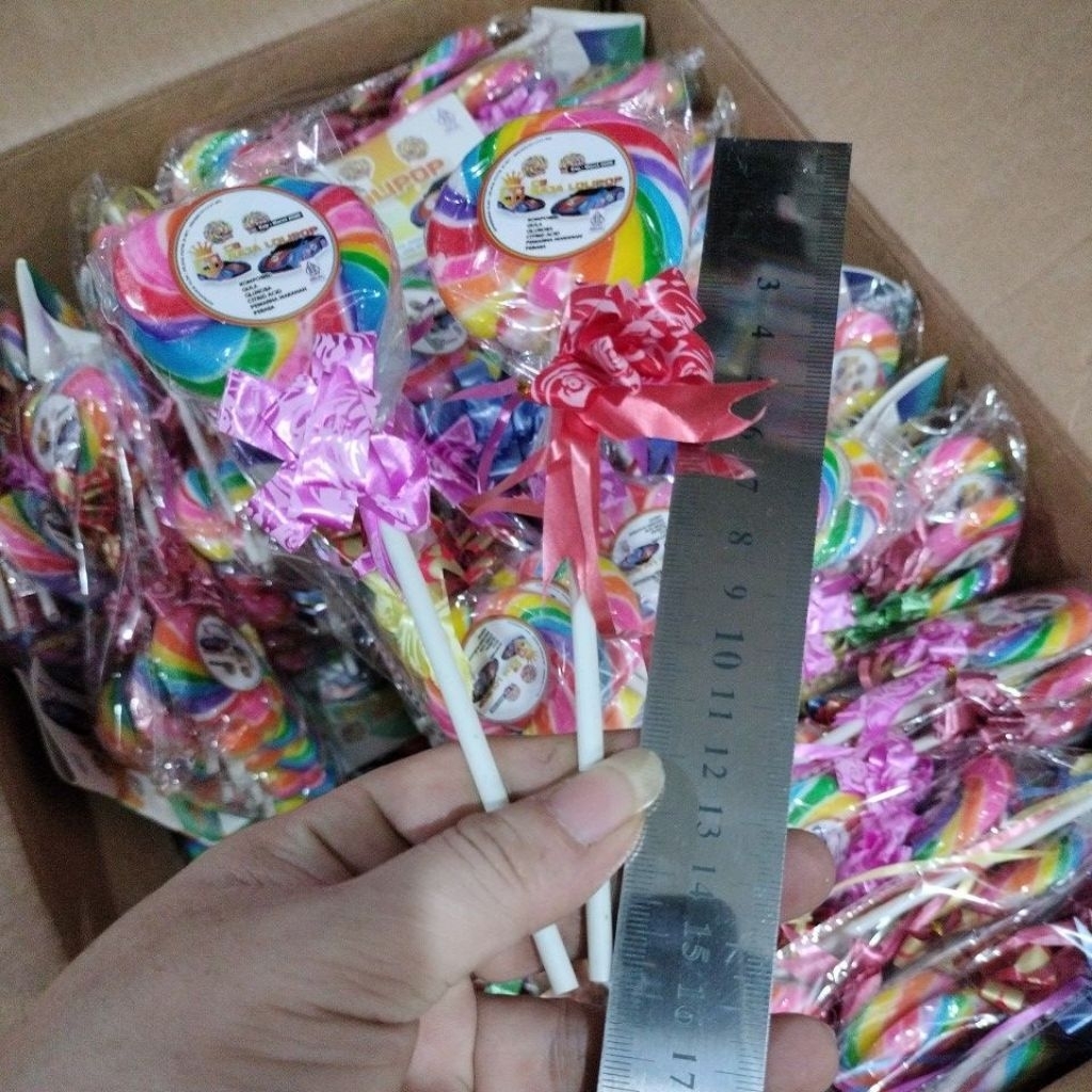 

Raja Lolipop Pita Besar 350gram isi 20 pcs