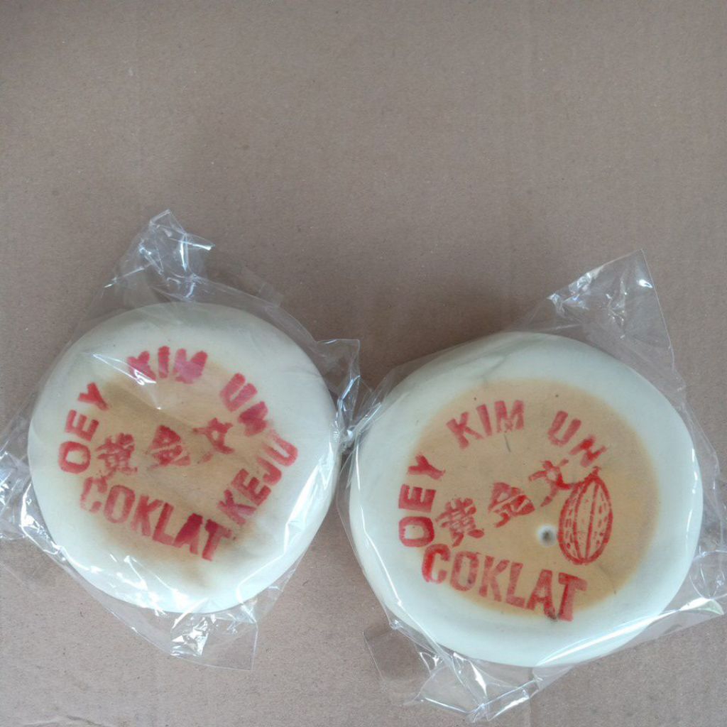 Kue Bulan Oey Kim Un / Tiong Ciu Pia