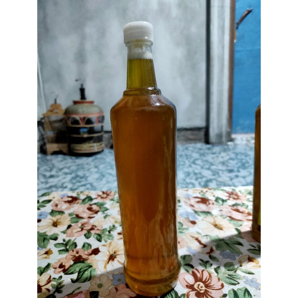 

Madu lebah randu 100% murni, sudah berizin dan teruji halal
