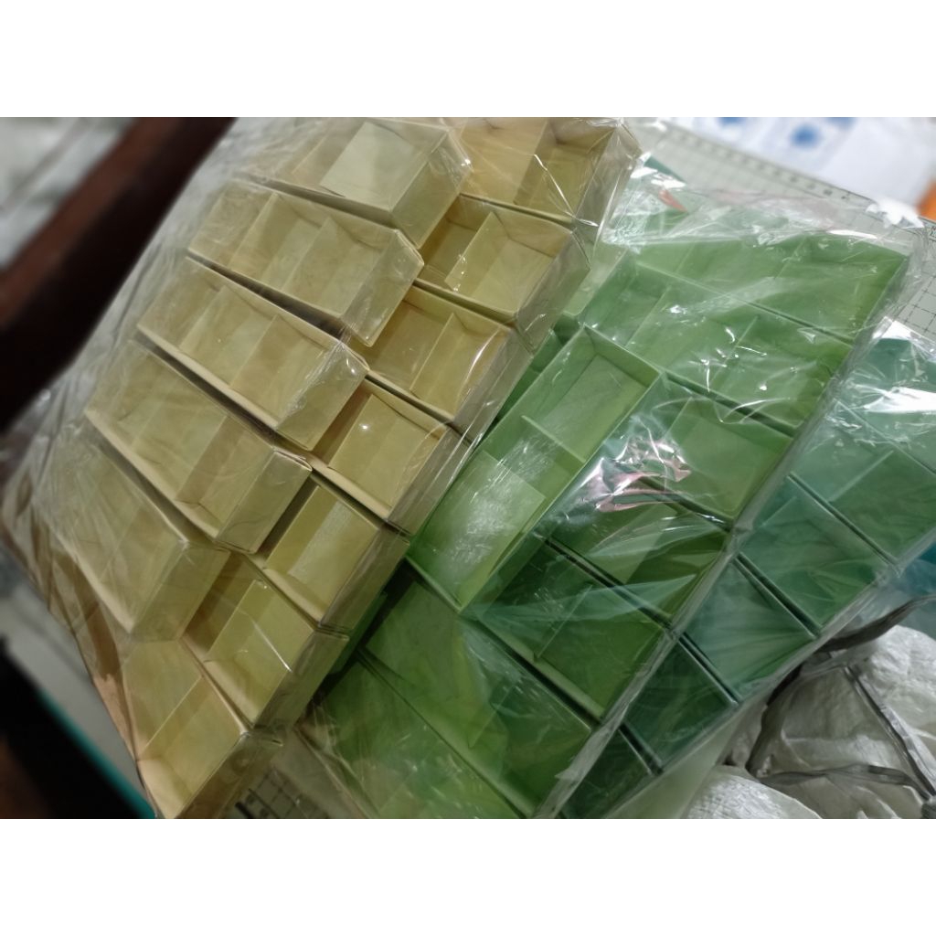 

Box Sekat untuk Cokelat Isi 5 Sekat_SoftBox Tutup Mika