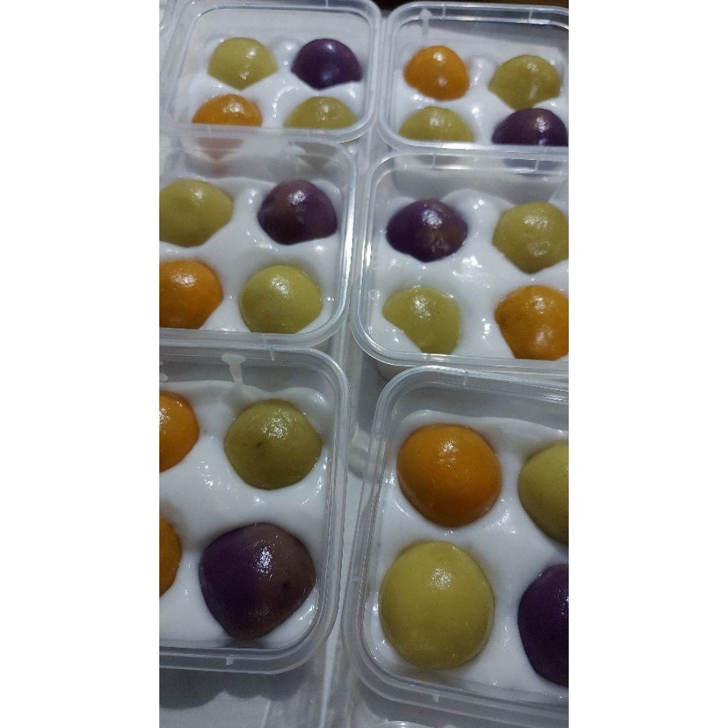 

Senia Bugis Mandi Ubi (isi 5)