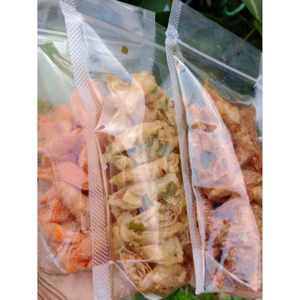 

cemilan pedas/lumring goreng/ kripik lumpia gulung