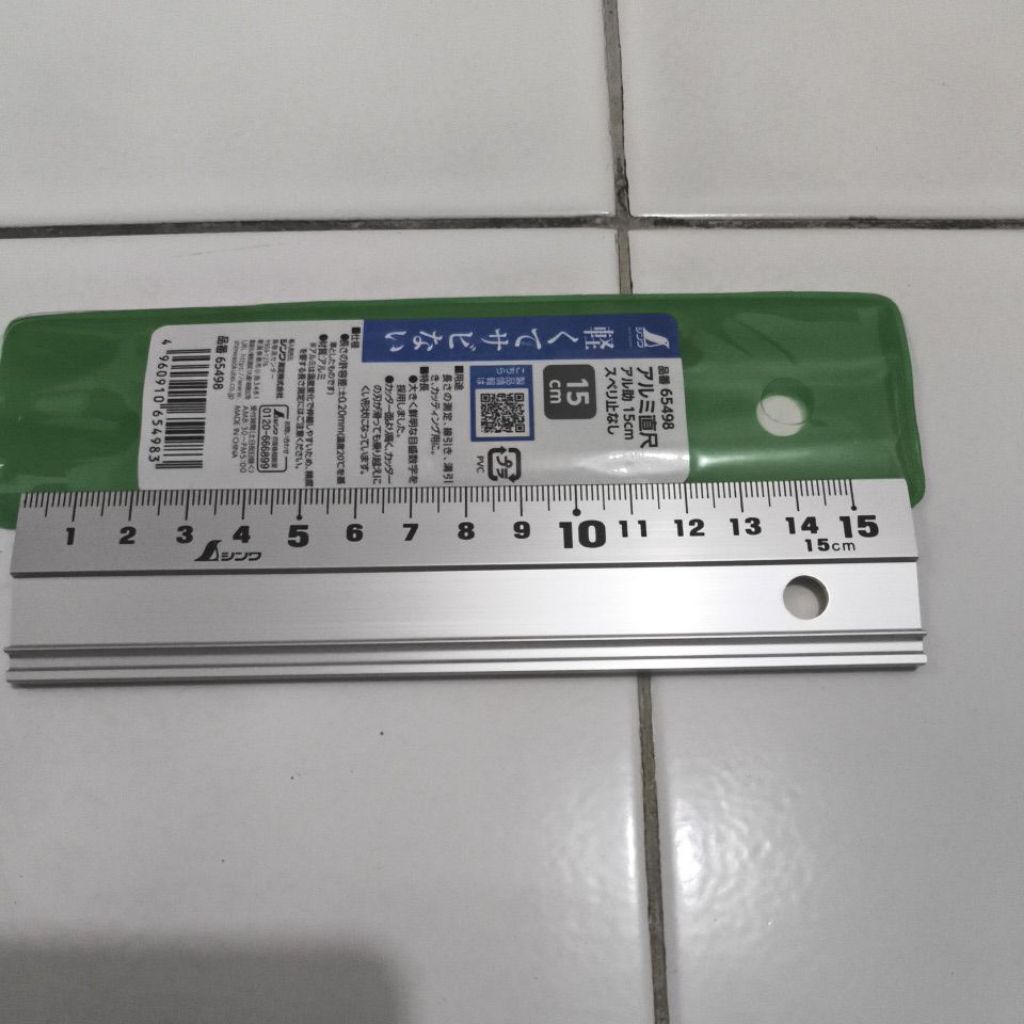 

Shinwa Penggaris Alumunium 15cm 65498 Silver Straight Cutting Rule
