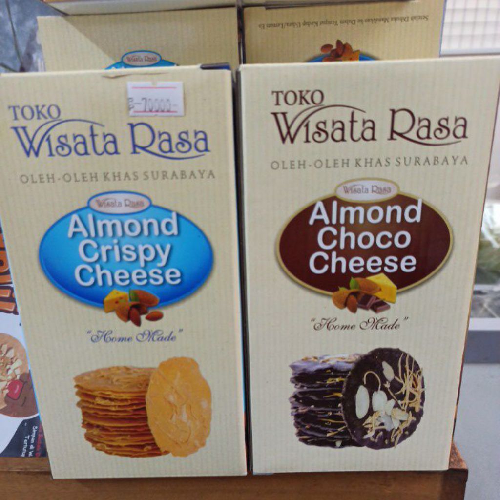 

Almond crispy cheese/coklat