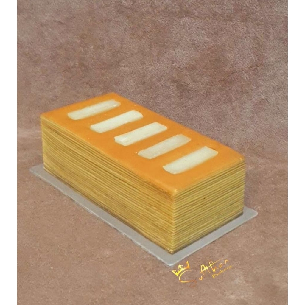 

Lapis Legit Keju (Reg) 20 x 10 Cm