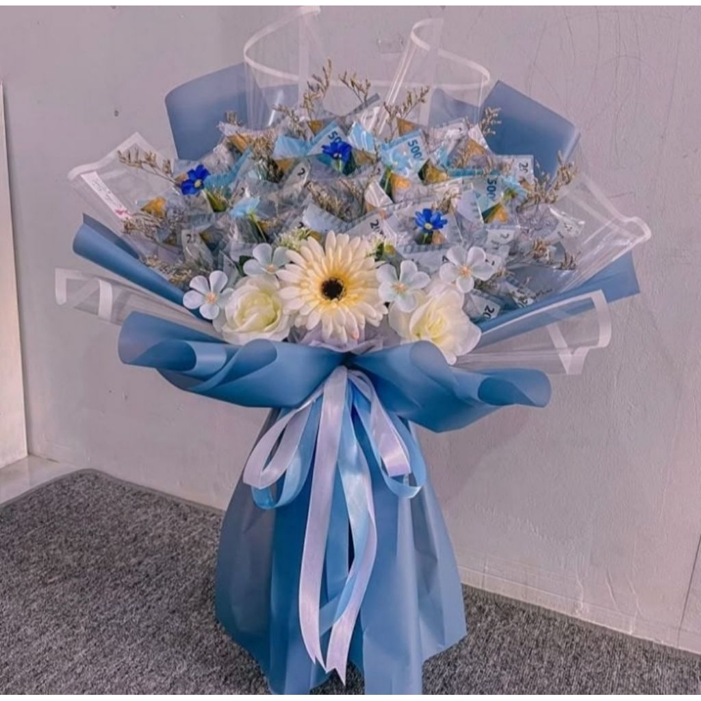 

Buket uang + bunga berwarna biru cantik untuk wisuda atau Hadiah