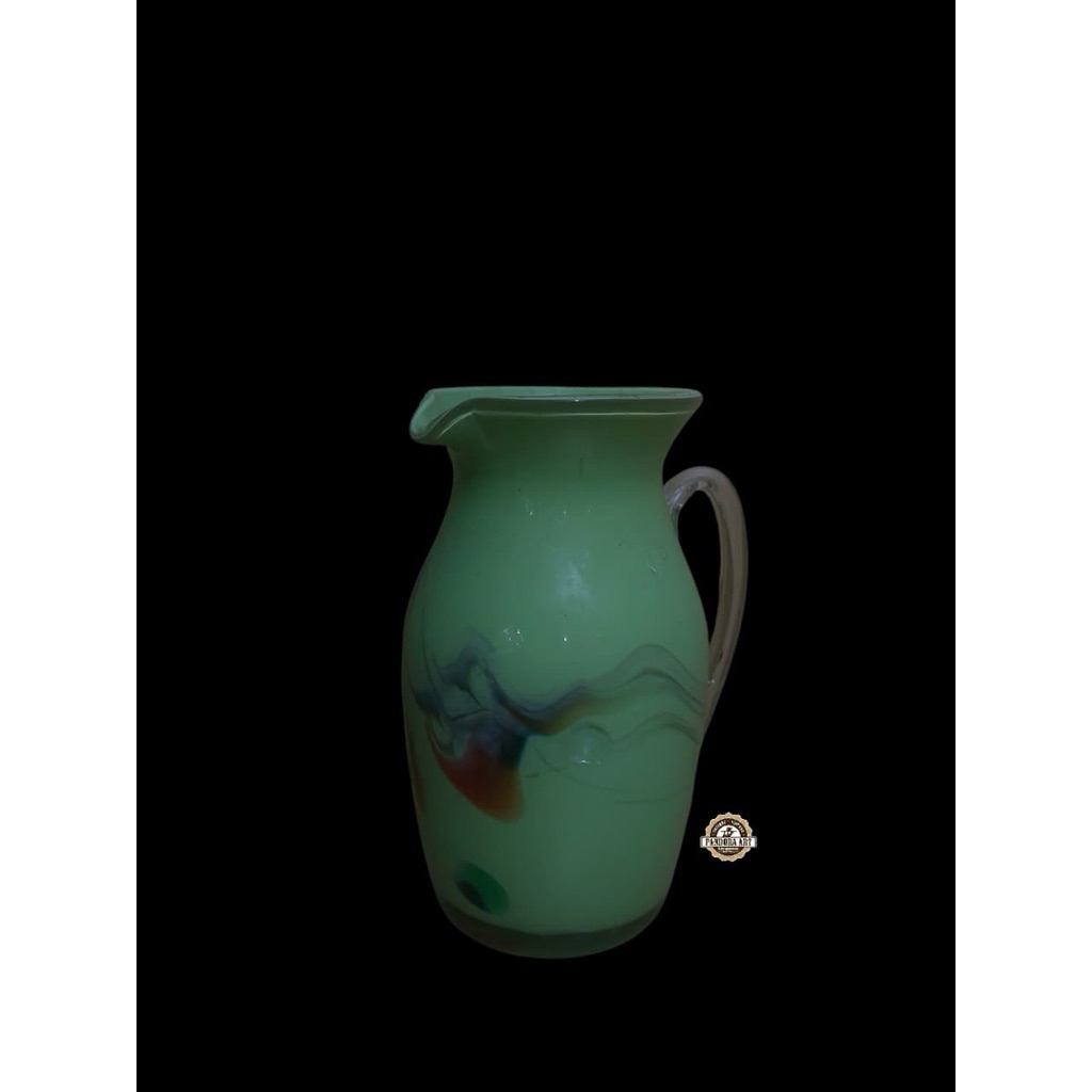 Teko kristal susu lawas