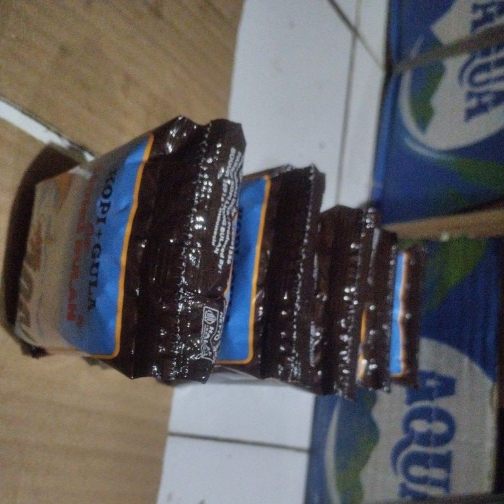 

kopi liong bulan plus gula