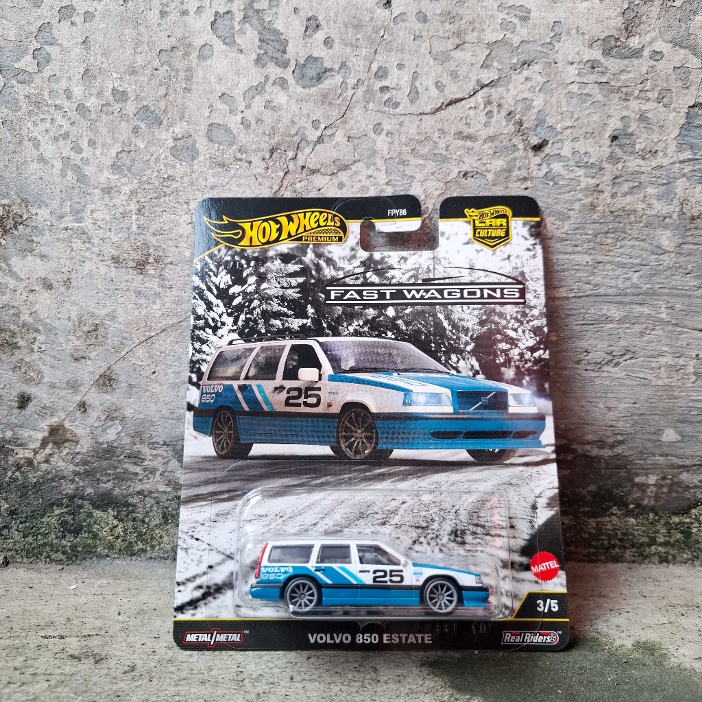 Hot Wheels Premium Fast Wagons Volvo 850 Estate