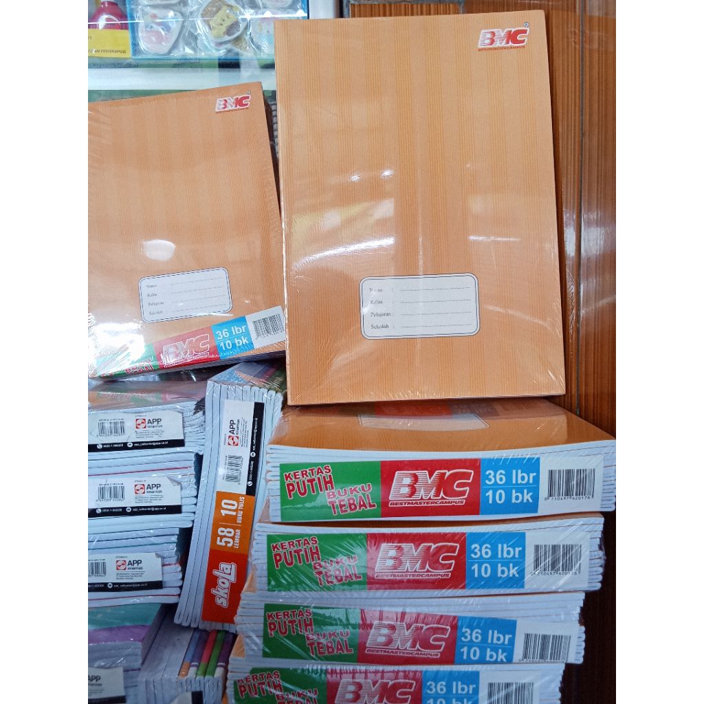 

Buku tulis BM CAMPUS isi 36 Lembar