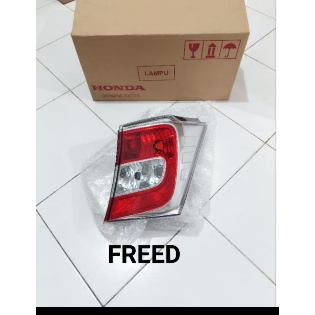 Stoplamp lampu belakang Honda Freed 2014-2015