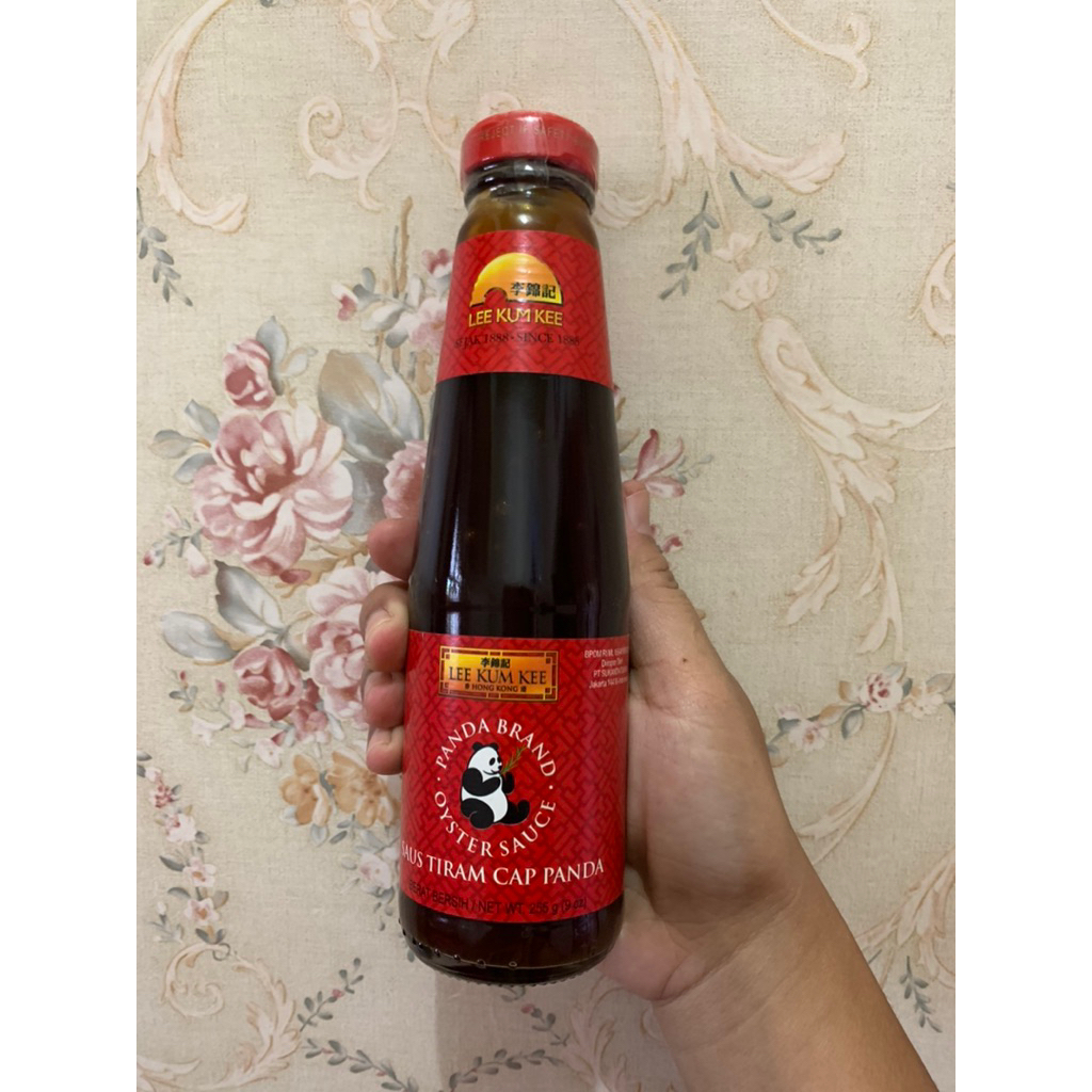 

Lee Kum Kee Saus Tiram Cap Panda 255gr (Exp.11/2024)