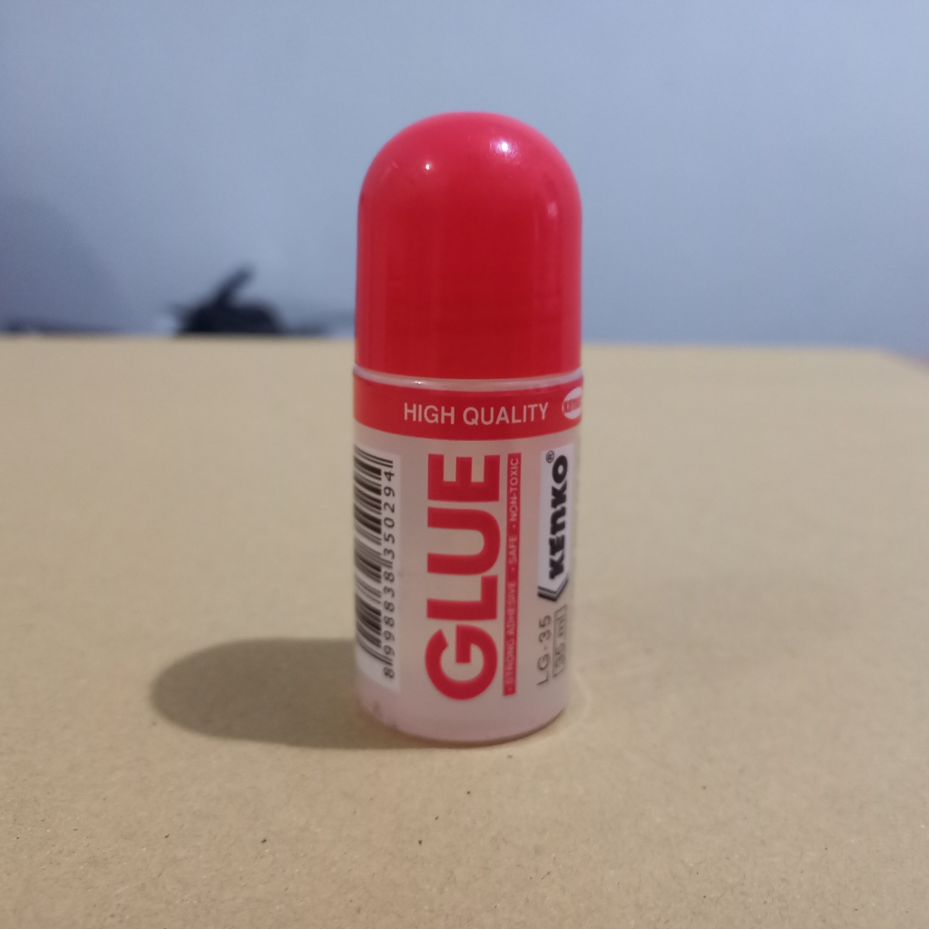 

Liquid Glue KENKO LG 35 ml 35ml / Lem kertas / Lem cair