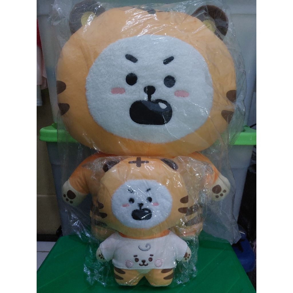 Paket Hemat Doll BT21 RJ Tiger S dan size L jumbo plus baju RJ