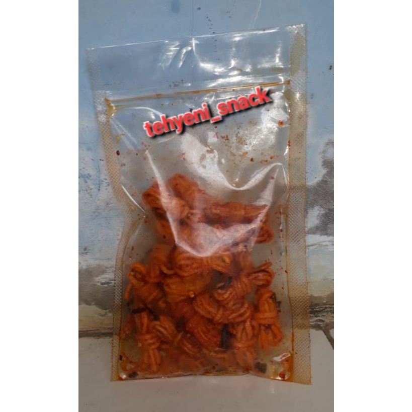 

MIGULUNG PEDAS DAUN JERUK NIKMAT KEMASAN 100GM