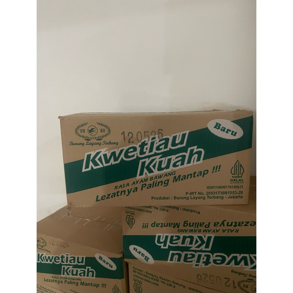 

kwetiau kuah cap burung layang terbang 1dus isi 20pcs