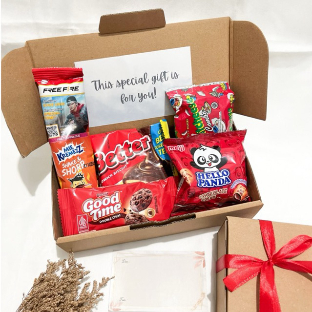 

Zulegift - Gift Box Mini Hampers Snack Ulang Tahun / Hadiah Wisuda