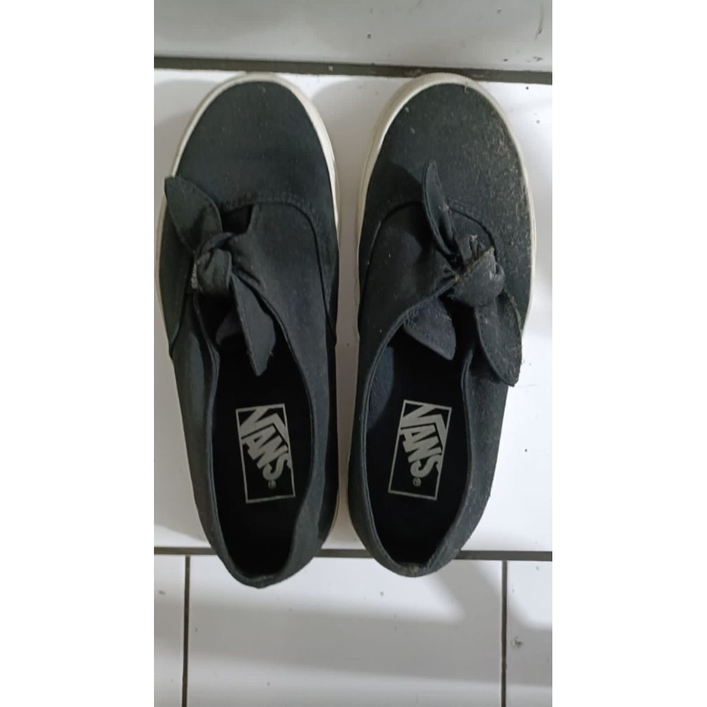 preloved sepatu vans ori cewek