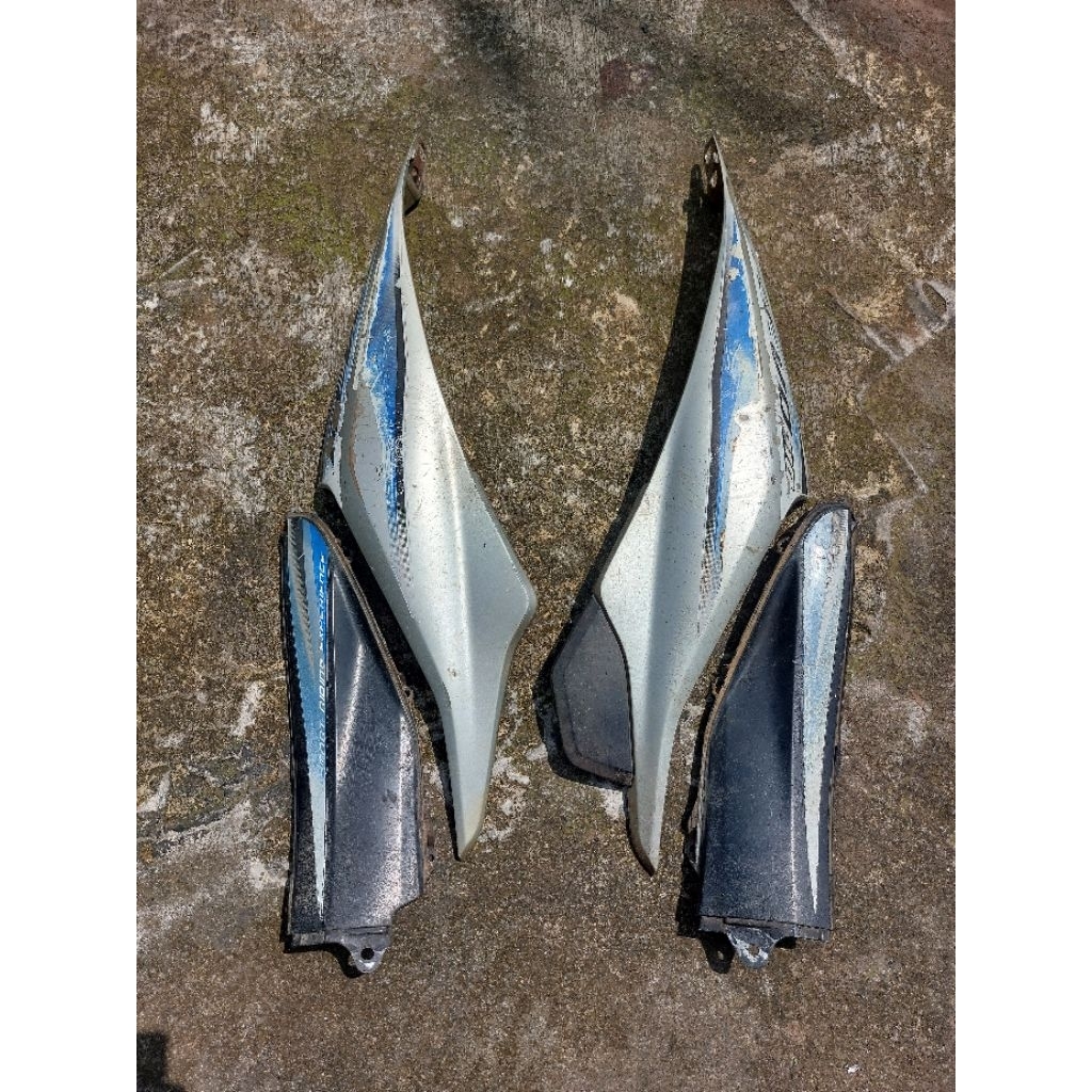 Body Belakang Dek Samping Revo Absolute Original