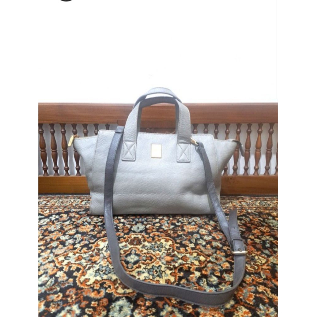 Tas sling bag couronne warna abu