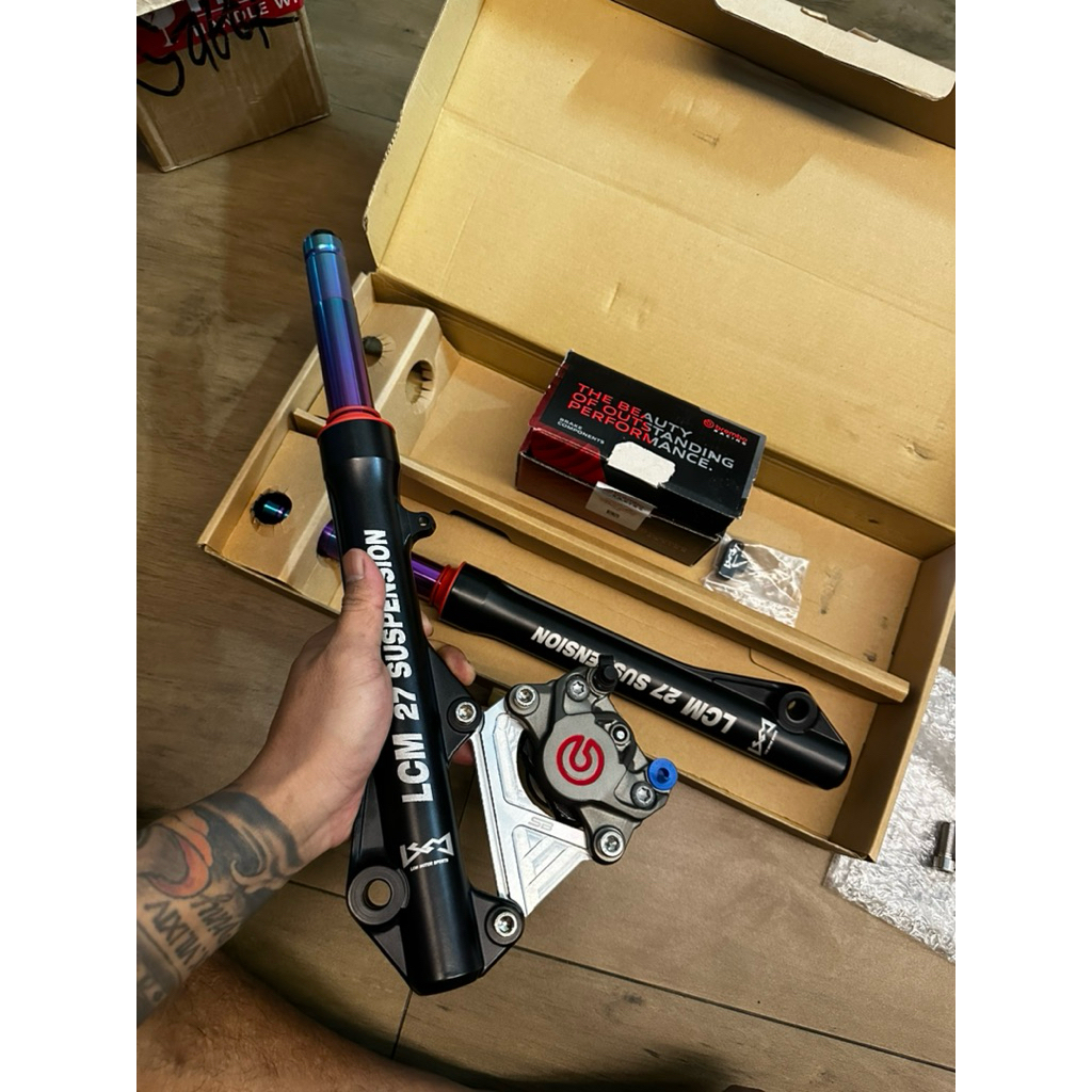 set shock depan lcm original kaliper brembo p2 grey red logo original honda beat vario scoopy