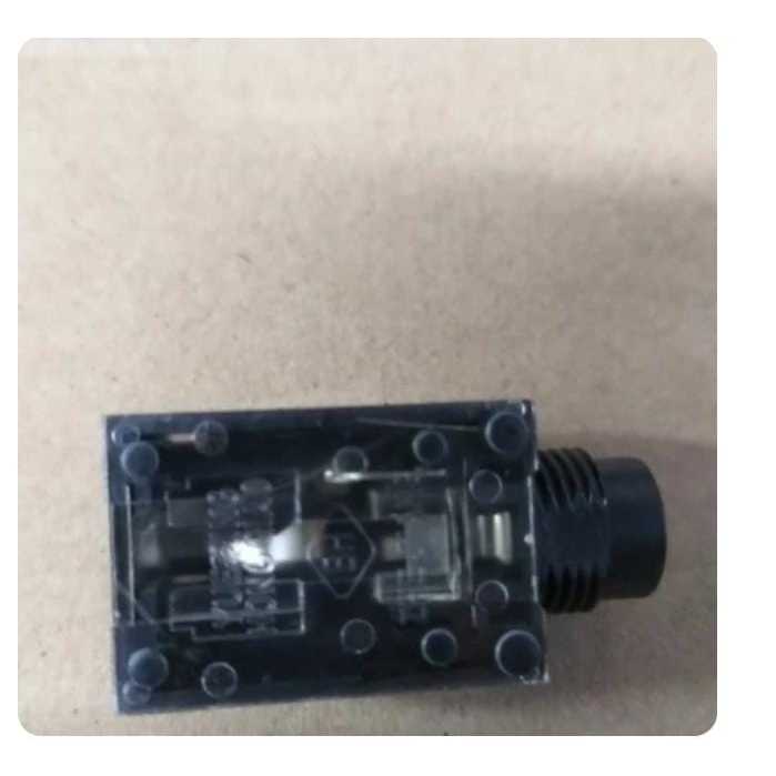 RG7302 socket soket mic hitam kaca mono 4p 4pin 4kaki 4 pin kaki byb PCM LTC GLODOK
