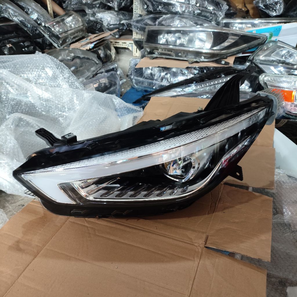 HEADLAMP LAMPU DEPAN MG ZS 2020 2021 ORIGINAL