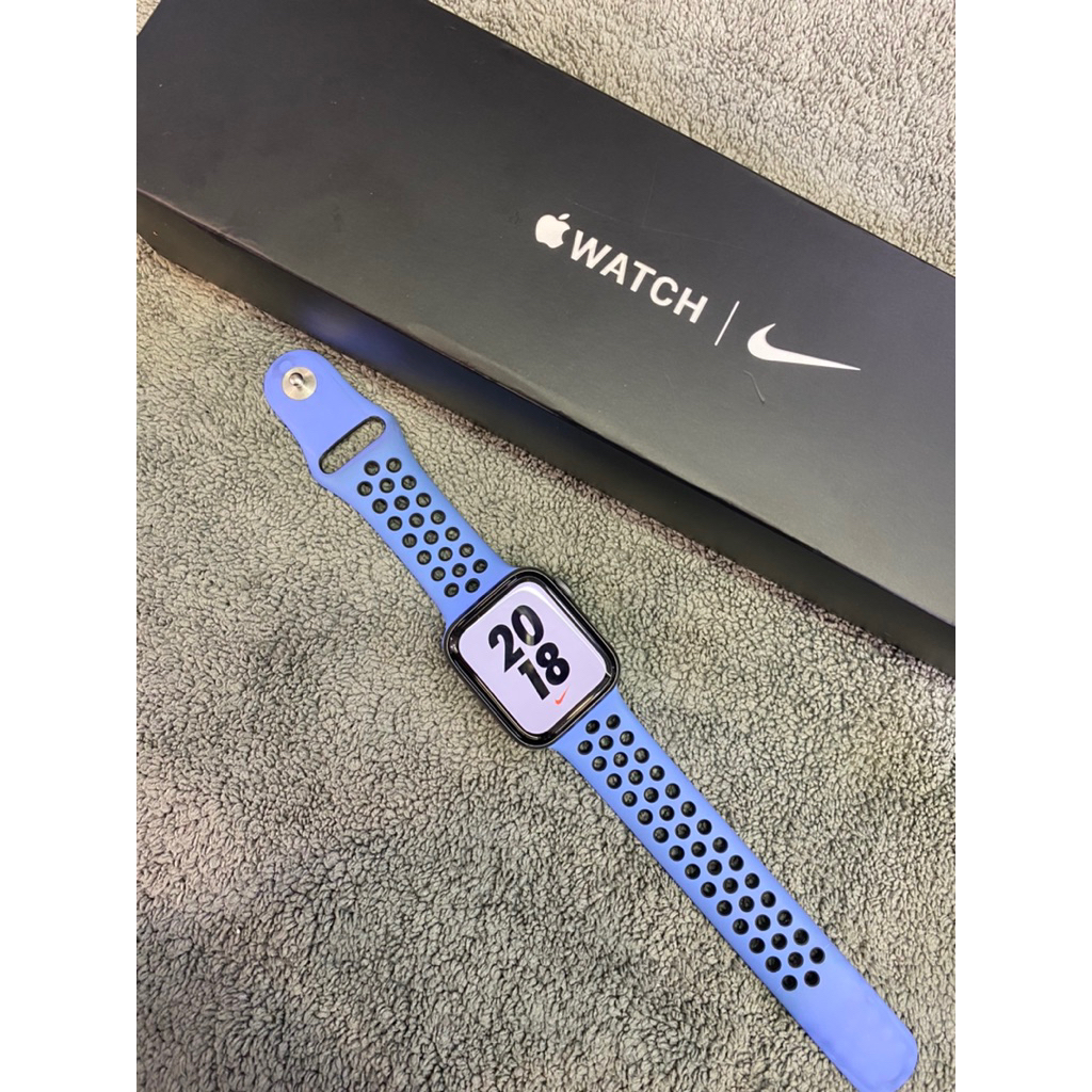 Apple Watch Series 5 44MM Grey NIKE Fullset BH 82%