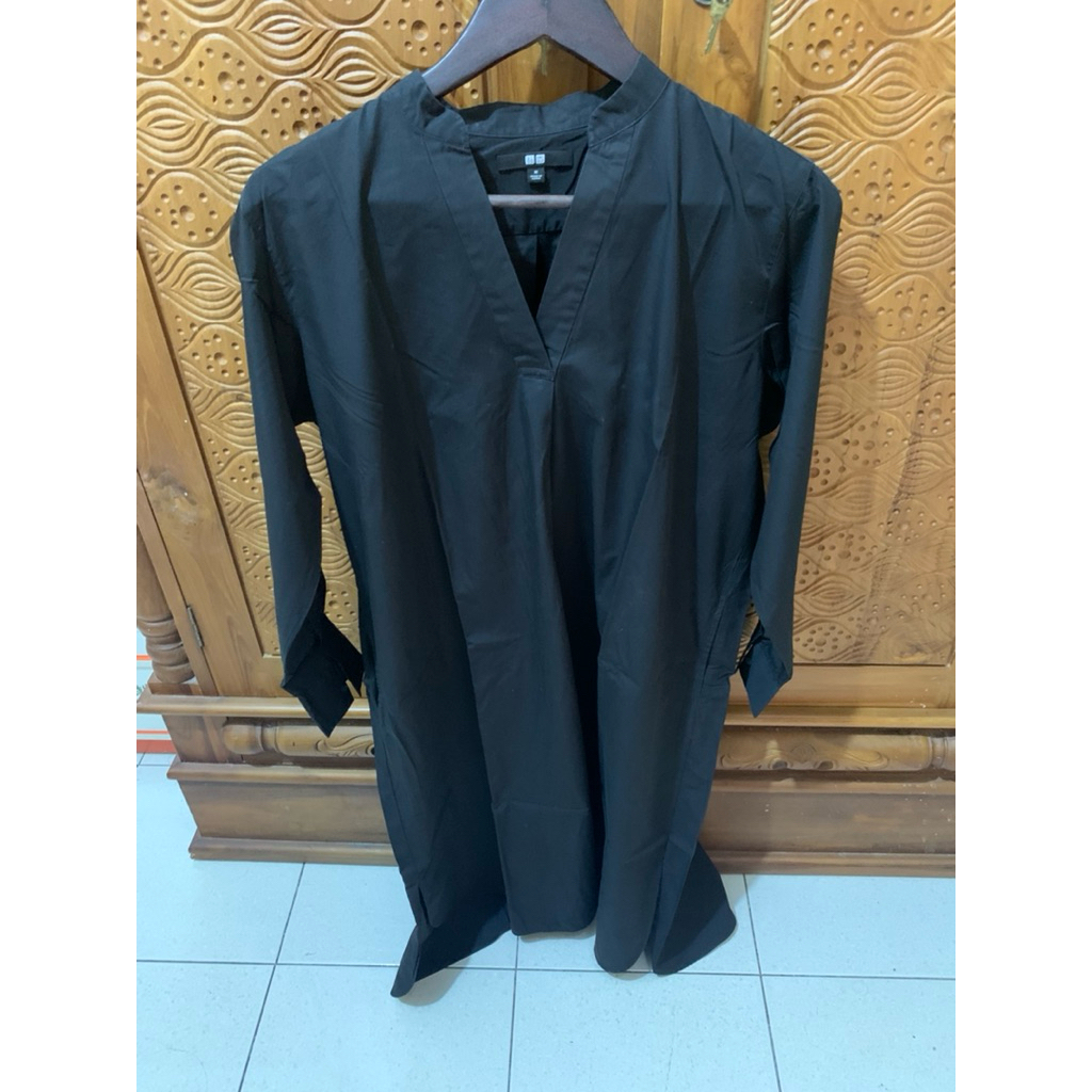 UNIQLO M DRESS panjang bisa untuk berhijab